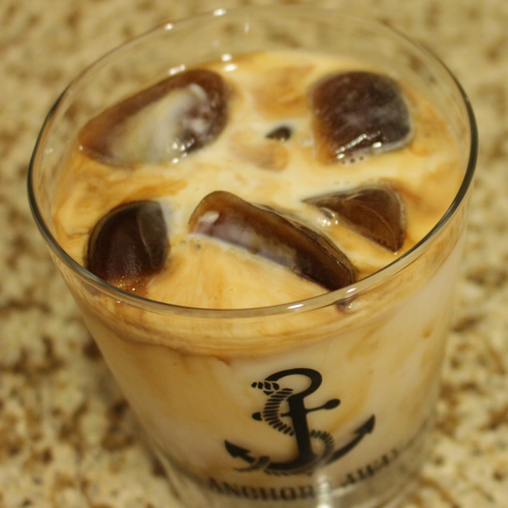 ミスドの氷コーヒー風 氷のアイスカフェラテ